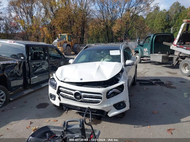 W1N4M4HB6NW197157 Mercedes-Benz Glb 250 4matic