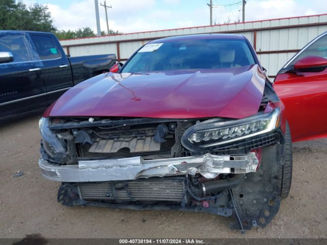 1HGCV1F98JA139588 Honda Accord Touring