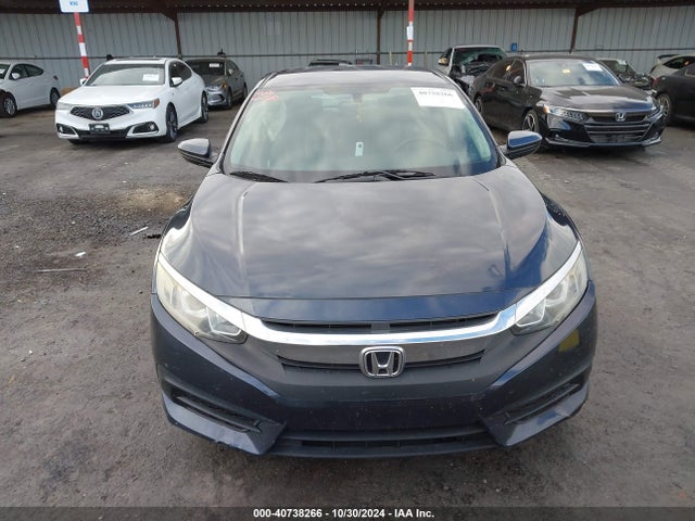 Honda Civic Lx 2018 2HGFC2F56JH579977 Image 12