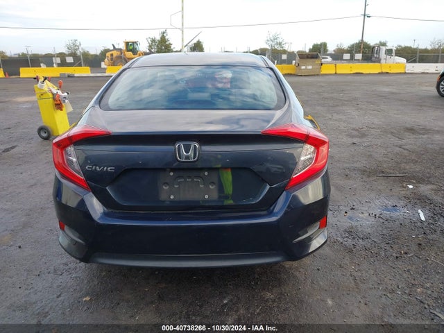 Honda Civic Lx 2018 2HGFC2F56JH579977 Image 16