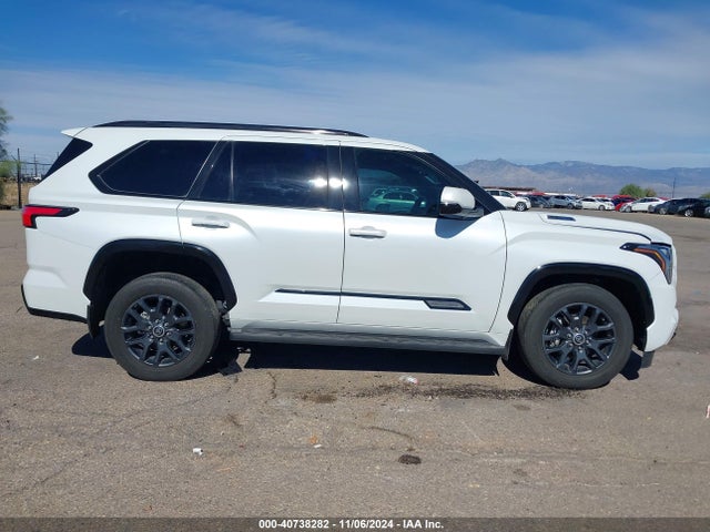 Toyota Sequoia Platinum 2023 7SVAAABA8PX011199 Image 14