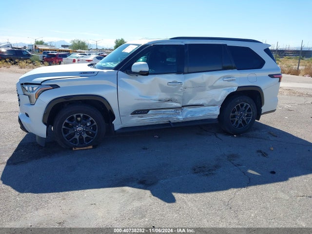 Toyota Sequoia Platinum 2023 7SVAAABA8PX011199 Image 15