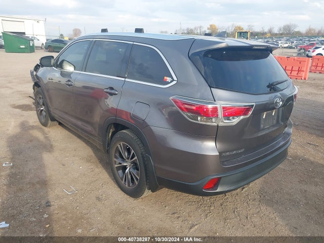 Toyota Highlander Xle V6 2016 5TDJKRFH7GS320696 Image 3