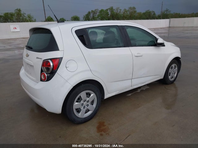 Chevrolet Sonic Ls Auto 2014 1G1JA6SH5E4237339 Image 4