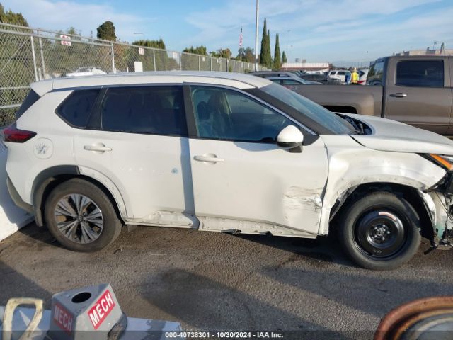5N1BT3BA8PC754632 Nissan Rogue Sv Fwd
