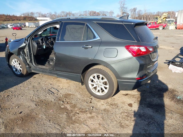 2GNAXUEV5K6226077 Chevrolet EQUINOX LT