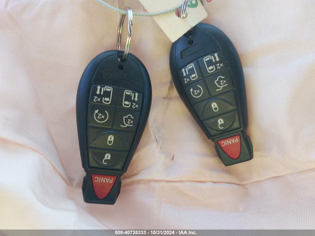 2C4RC1JG8FR699909 Chrysler Town & Country Limited
