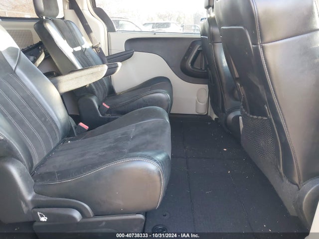 2C4RC1JG8FR699909 Chrysler Town & Country Limited