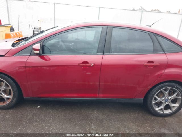 1FADP3F2XEL156310 Ford FOCUS SE