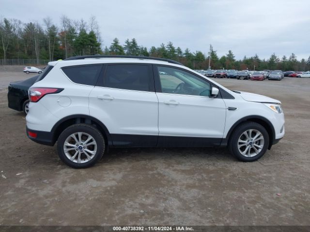 1FMCU9GD3JUD25309 Ford ESCAPE SE