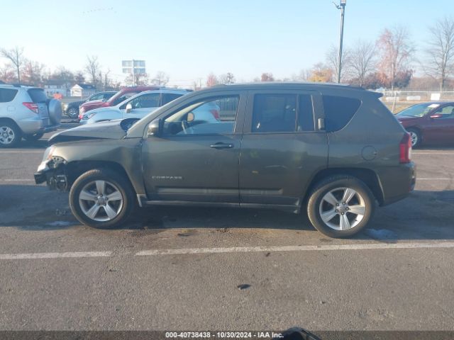 1C4NJDEB0FD258797 Jeep Compass Latitude
