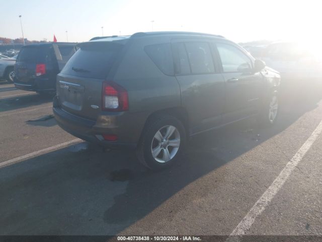 1C4NJDEB0FD258797 Jeep Compass Latitude