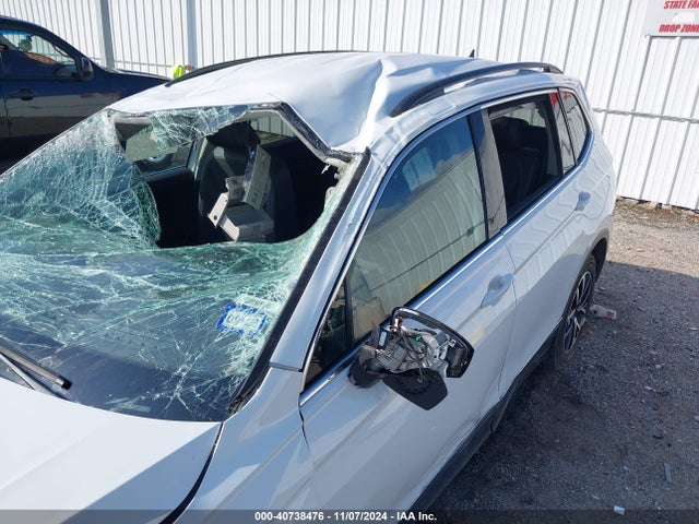3VV3B7AX2MM065755 Volkswagen Tiguan