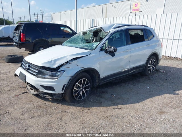 3VV3B7AX2MM065755 Volkswagen Tiguan