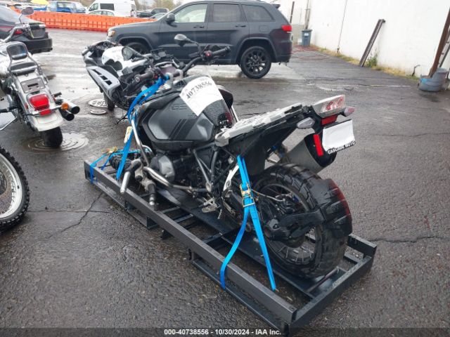 2022 BMW R 1250 WB10M1306N6G11189 Photo 2