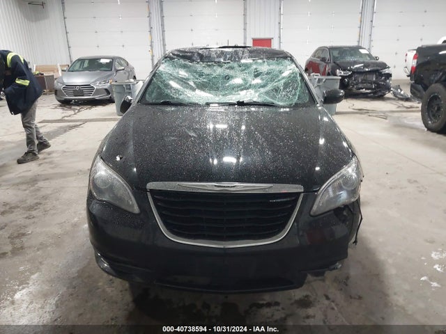 Chrysler 200 Limited 2014 1C3CCBCG9EN186905 Image 12
