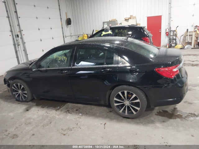 Chrysler 200 Limited 2014 1C3CCBCG9EN186905 Image 14