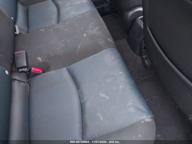 3MYDLBYV0KY526224 Toyota YARIS LE