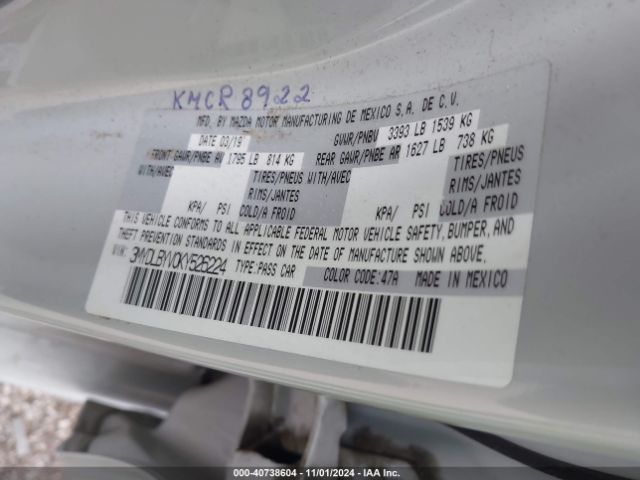 3MYDLBYV0KY526224 Toyota YARIS LE