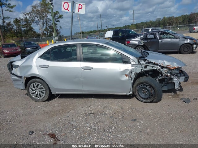 Toyota COROLLA LE 2018 2T1BURHE8JC118807 Image 12