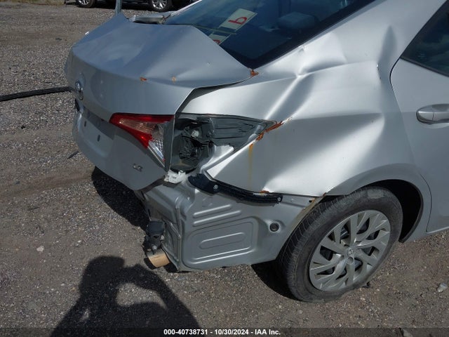 Toyota COROLLA LE 2018 2T1BURHE8JC118807 Image 17