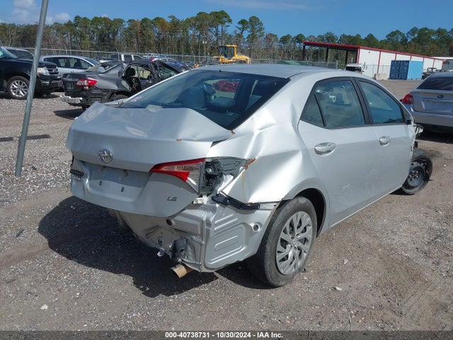 Toyota COROLLA LE 2018 2T1BURHE8JC118807 Image 4