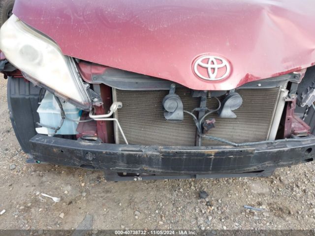 5TDYK3DC4ES500833 Toyota Sienna Xle/limited