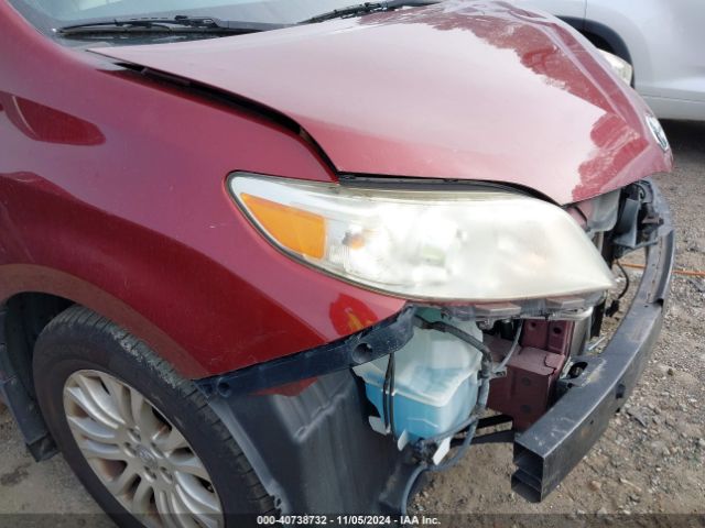 5TDYK3DC4ES500833 Toyota Sienna Xle/limited