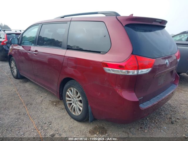 5TDYK3DC4ES500833 Toyota Sienna Xle/limited