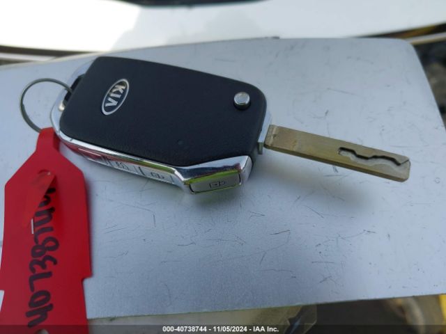 KNDJ63AU2M7130820 KIA Soul Gt-line