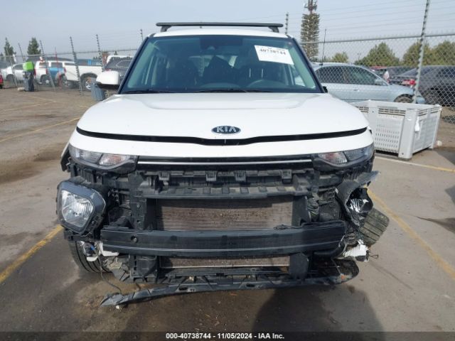 KNDJ63AU2M7130820 KIA Soul Gt-line