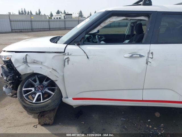 KNDJ63AU2M7130820 KIA Soul Gt-line