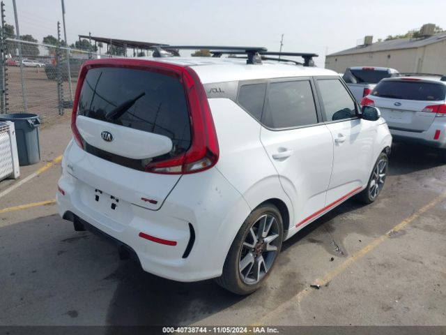 KNDJ63AU2M7130820 KIA Soul Gt-line