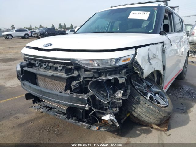 KNDJ63AU2M7130820 KIA Soul Gt-line