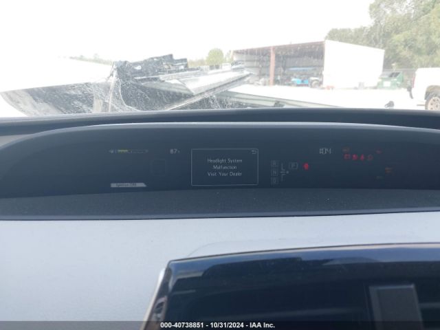 JTDKARFU9H3035019 Toyota Prius Four