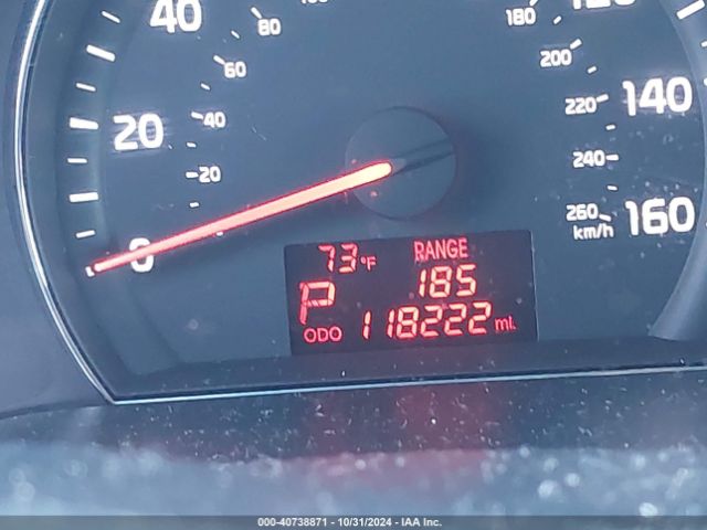 5XYKT3A63EG463823 KIA SORENTO LX