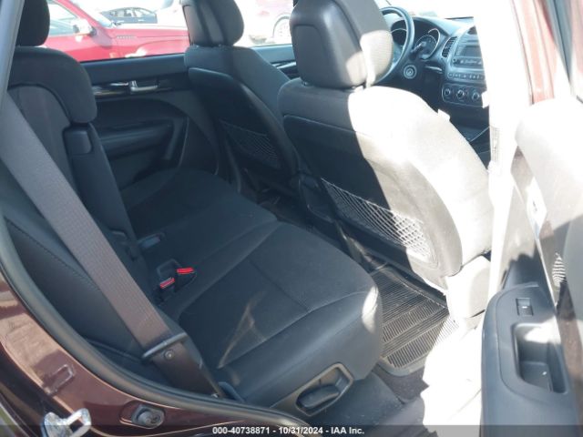 5XYKT3A63EG463823 KIA SORENTO LX