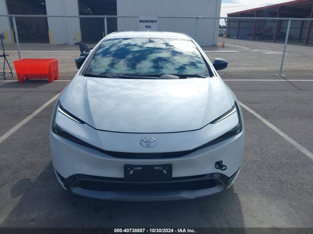 Toyota PRIUS XLE 2024 JTDACAAU2R3020765 Image 12