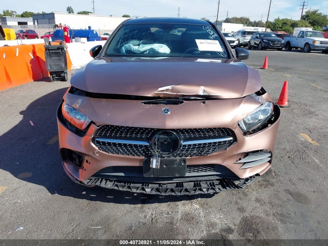 W1K3G4EB1MJ307225 Mercedes-Benz A 220
