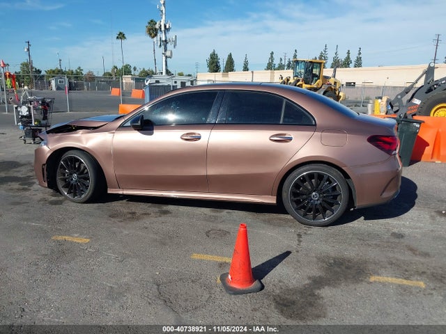 W1K3G4EB1MJ307225 Mercedes-Benz A 220