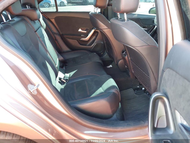 W1K3G4EB1MJ307225 Mercedes-Benz A 220