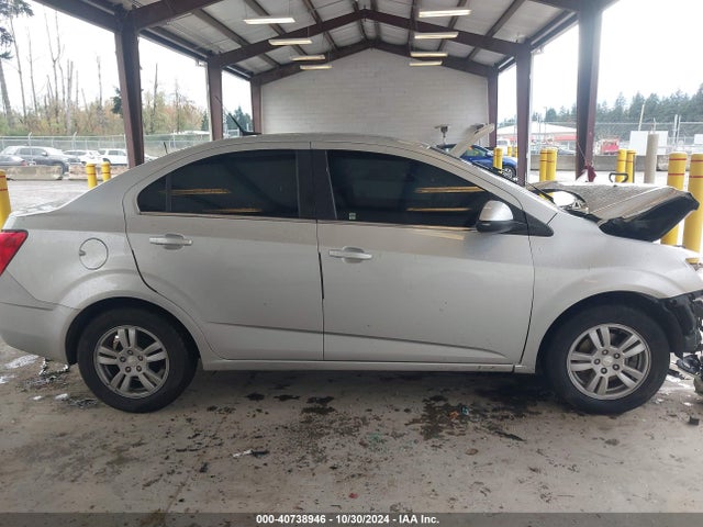 Chevrolet Sonic Lt Auto 2014 1G1JC5SH1E4106882 Image 13