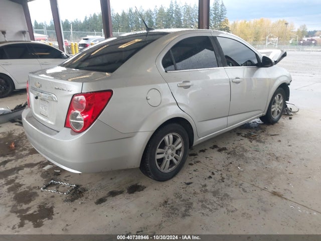 Chevrolet Sonic Lt Auto 2014 1G1JC5SH1E4106882 Image 4