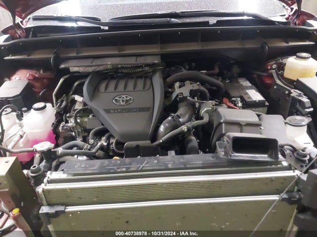 Toyota Highlander Le 2024 5TDKDRAH2RS054318 Image 10