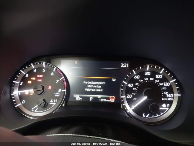 Toyota Highlander Le 2024 5TDKDRAH2RS054318 Image 7