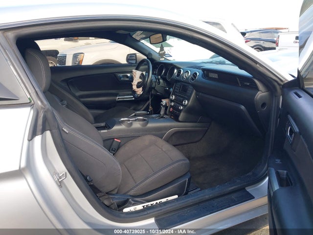 Ford Mustang V6 2015 1FA6P8AM7F5388531 Image 5
