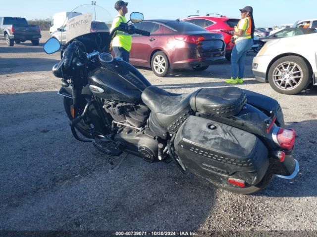 2022 HARLEY-DAVIDSON FLHCS 1HD1YBK19NB067933 Photo 2