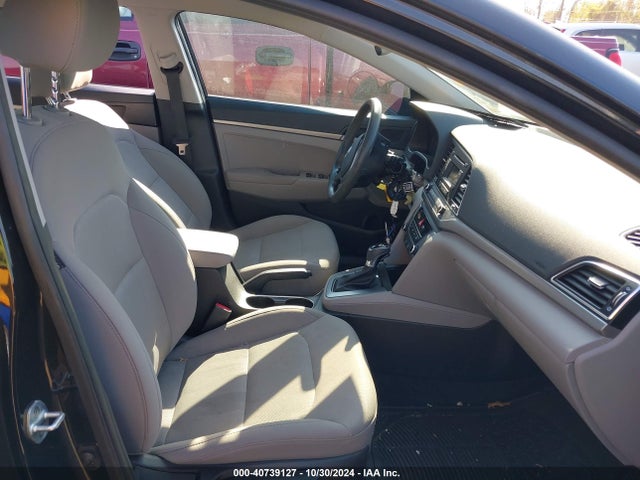 Hyundai ELANTRA SE 2017 5NPD74LF2HH113273 Image 5