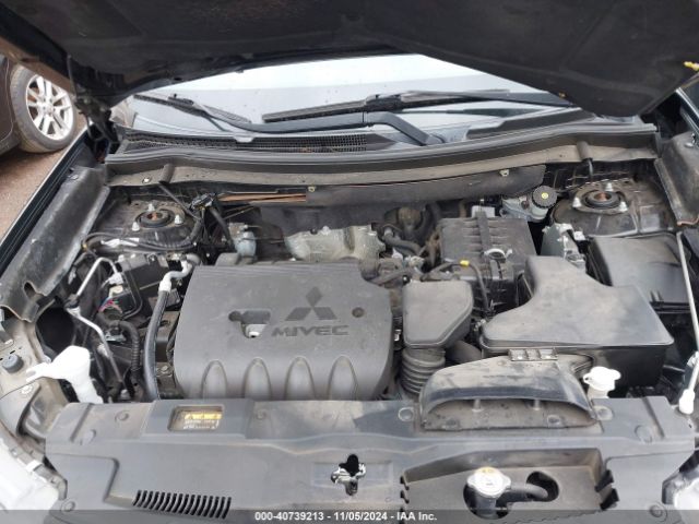 JA4AD2A30JJ000812 Mitsubishi Outlander Es