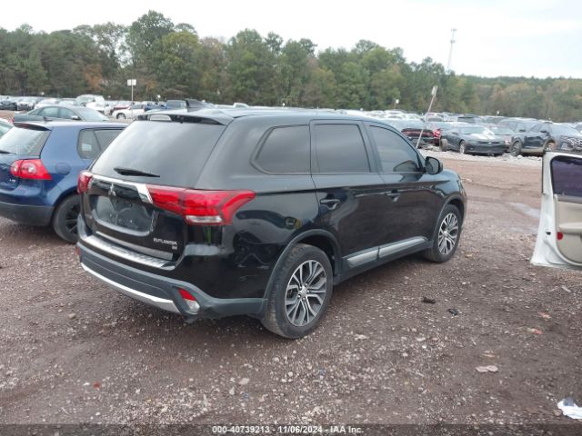 JA4AD2A30JJ000812 Mitsubishi Outlander Es